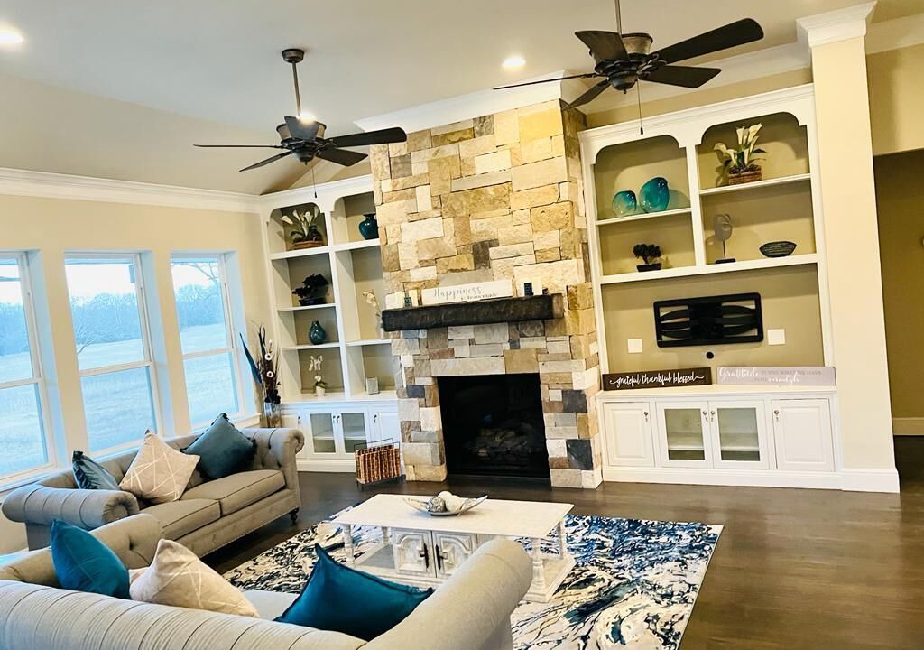 Photo of Livingroom in Pilot Point