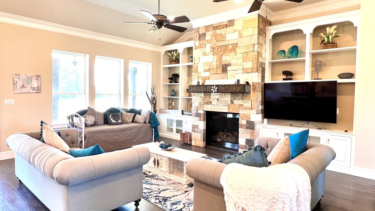 Photo of Livingroom in Pilot Point