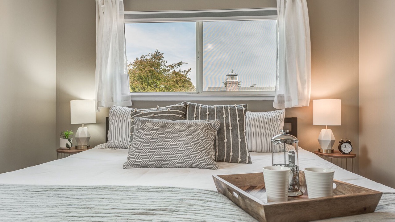 Photo of Others in The Bowl of Edmonds