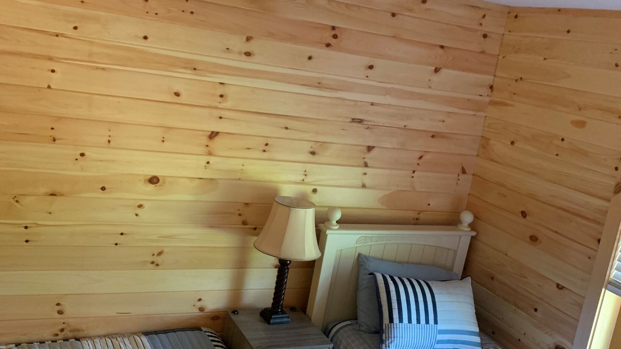 Photo of Bedroom in Woodland