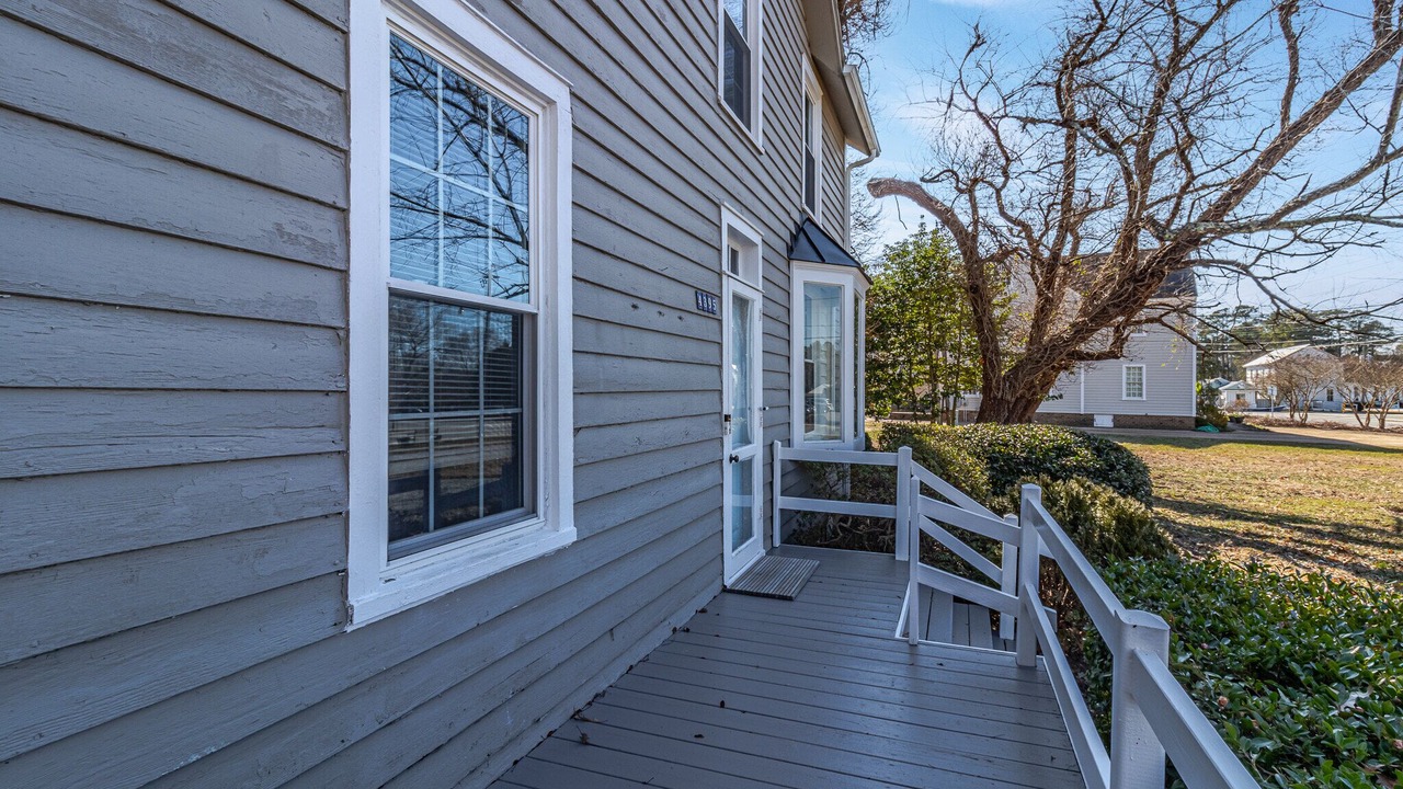 Photo of Patio Balcony in Irvington