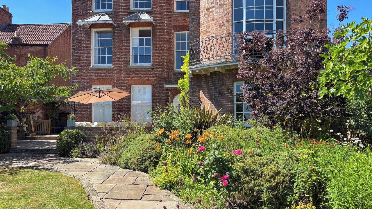 Photo of Others in Newnham