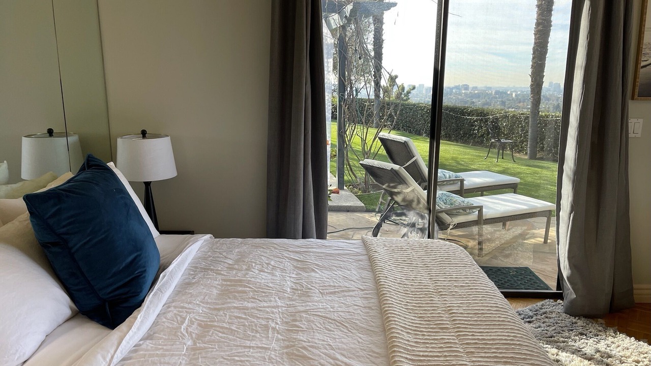 Photo of Bedroom in Beverly Hills