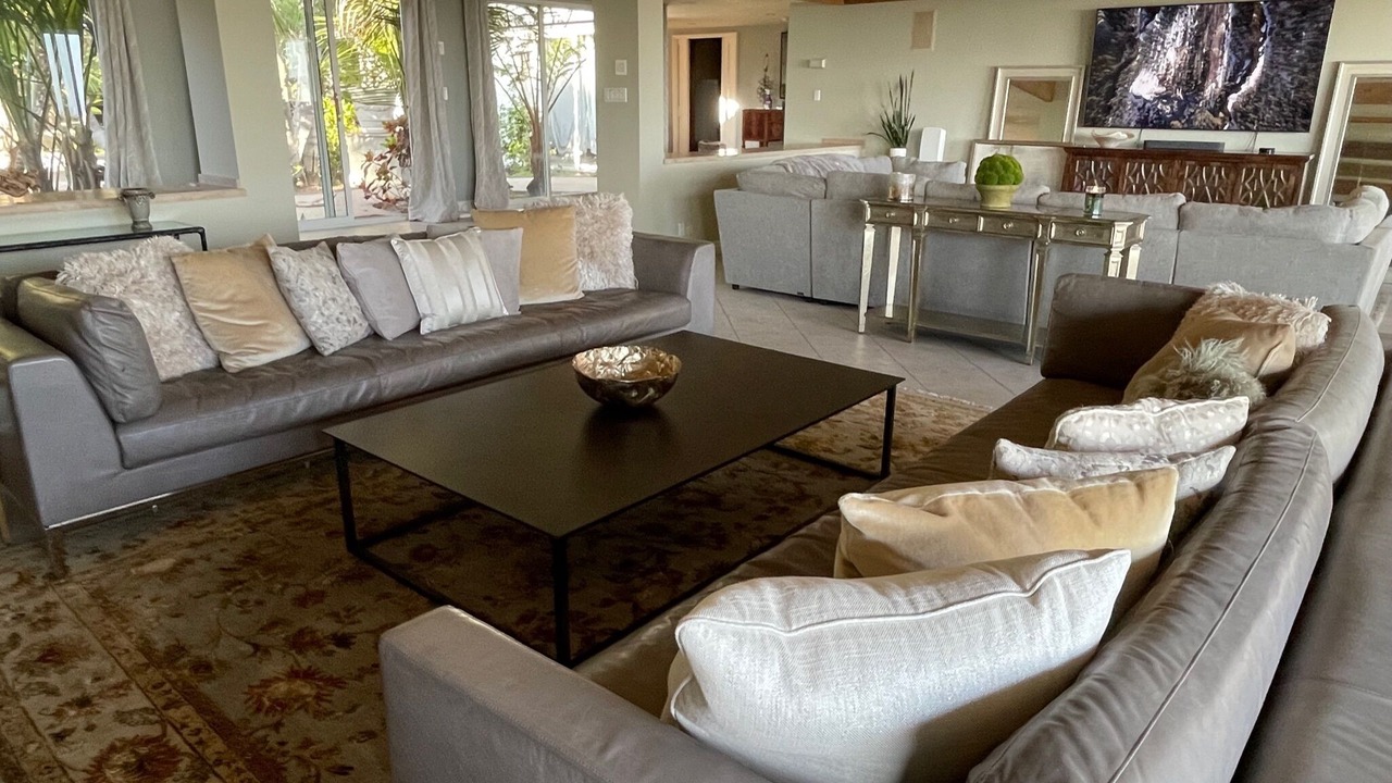 Photo of Livingroom in Beverly Hills