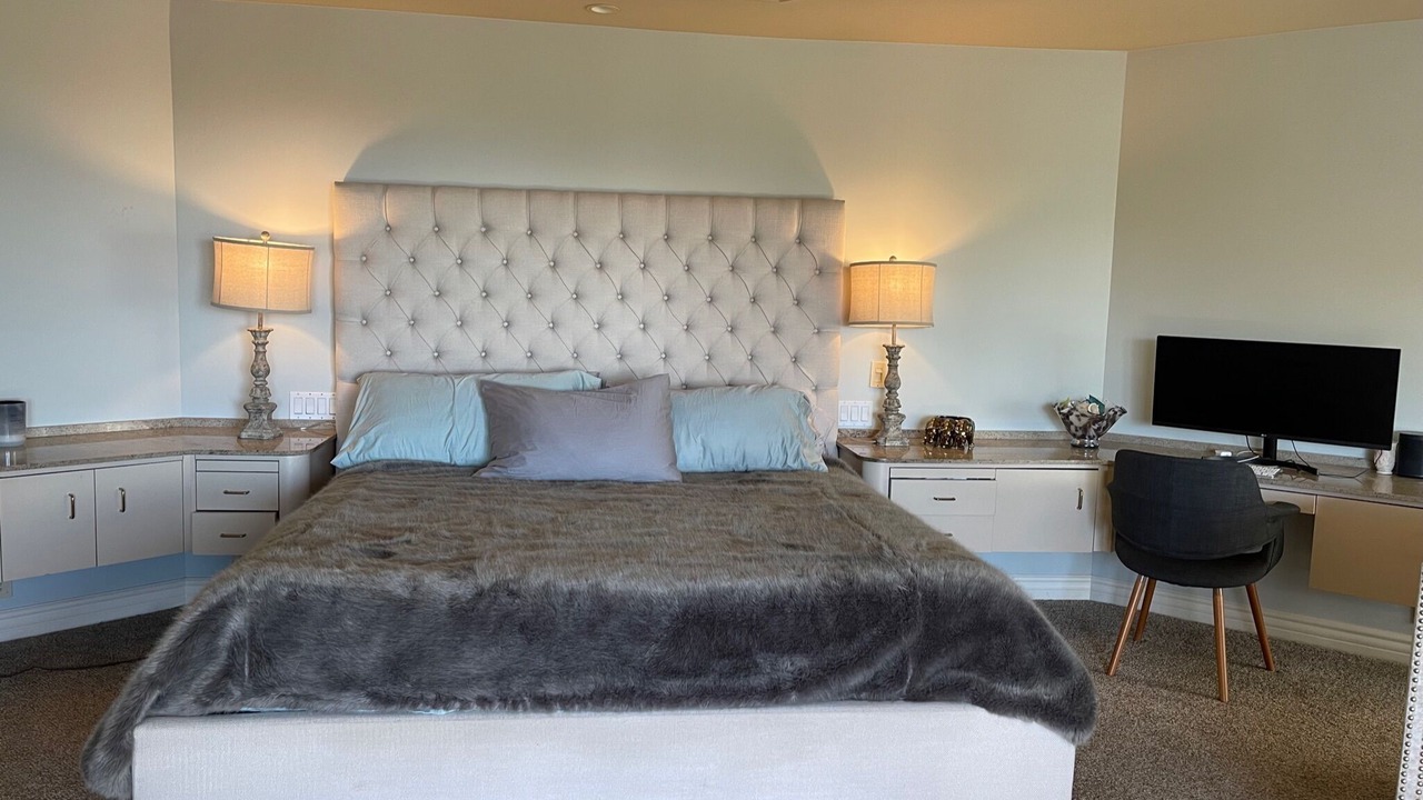 Photo of Bedroom in Beverly Hills