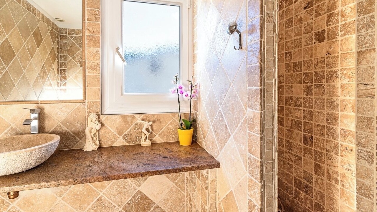 Photo of Bathroom in Eccica-Suarella