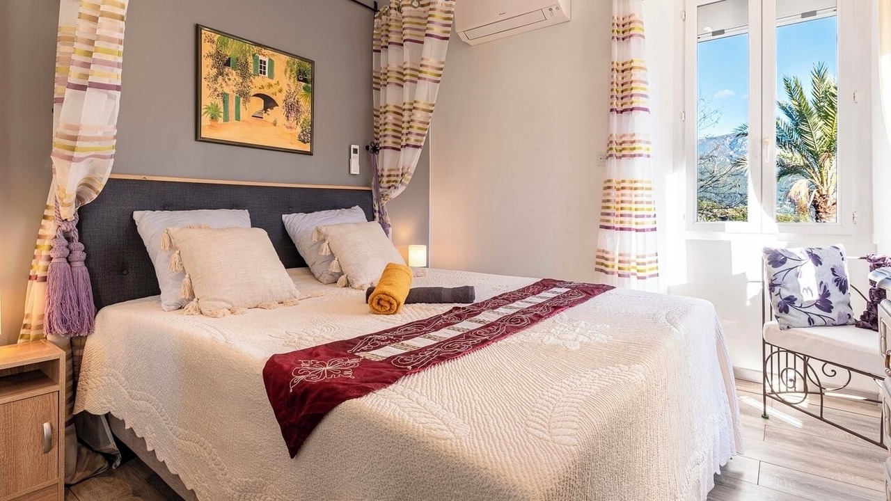 Photo of Bedroom in Eccica-Suarella