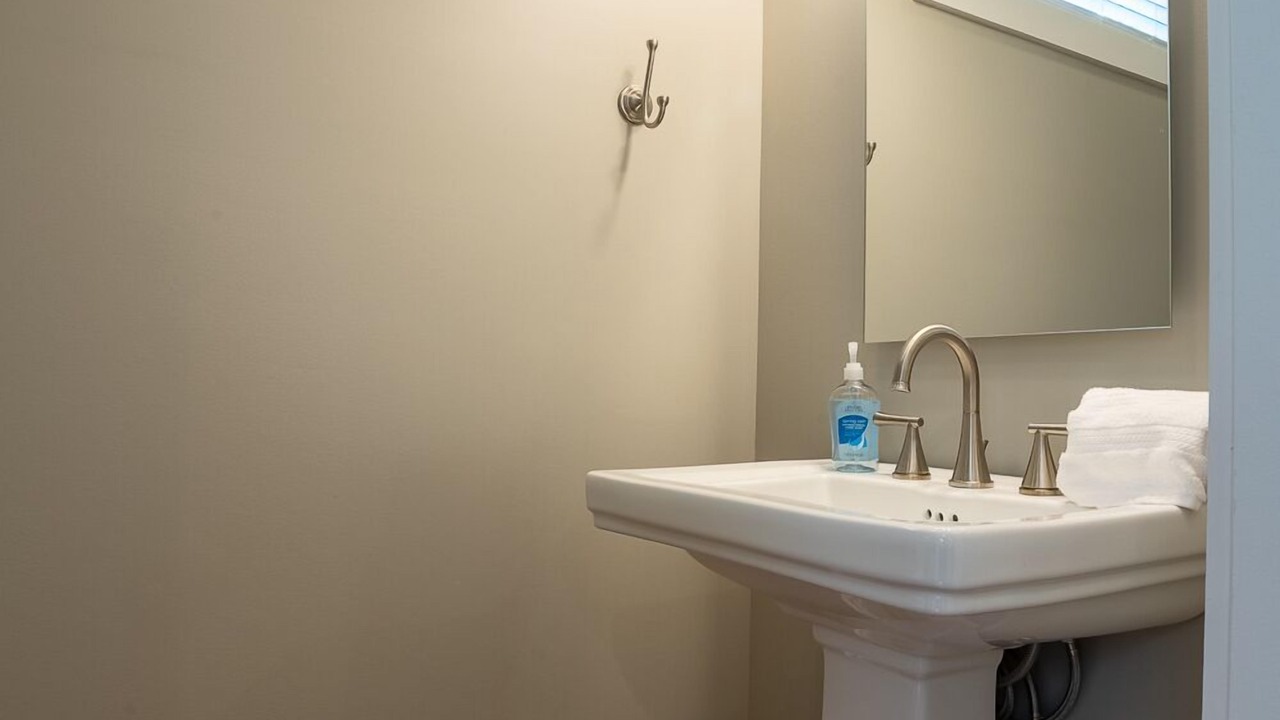 Photo of Bedroom in Woodfin