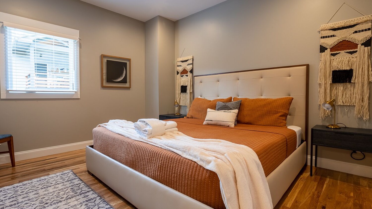 Photo of Bedroom in Woodfin