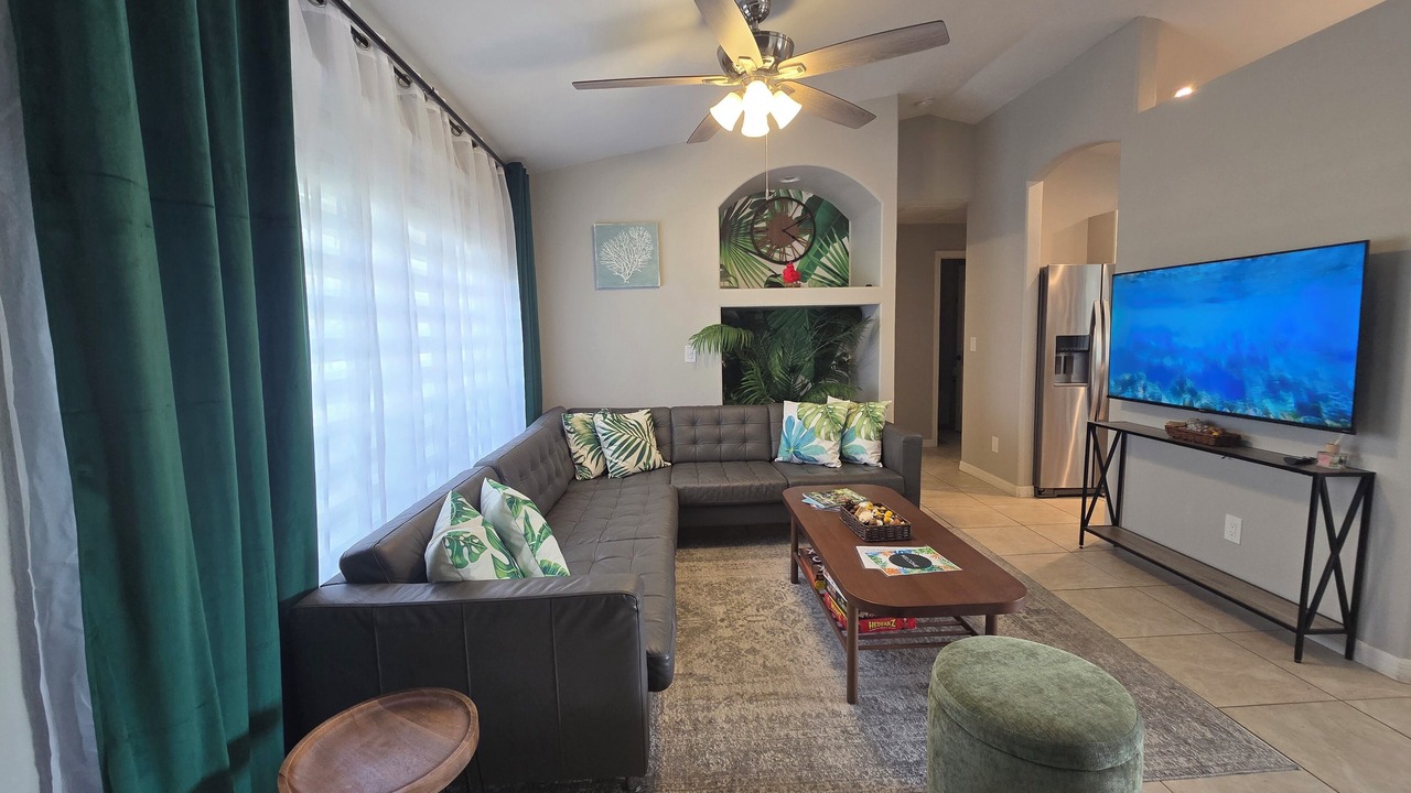 Photo of Livingroom in North Port