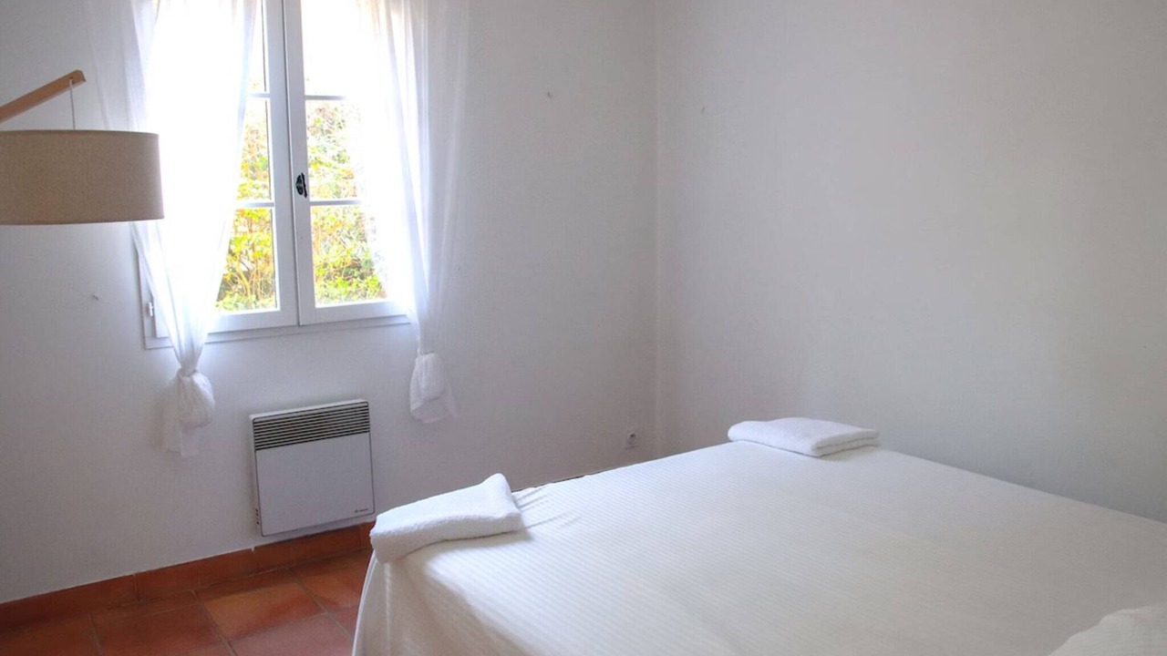 Photo of Bedroom in La Seyne-sur-Mer