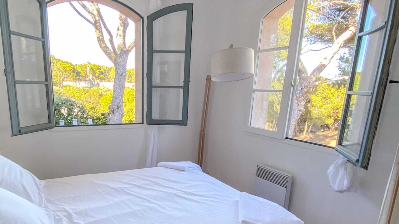 Photo of Bedroom in La Seyne-sur-Mer
