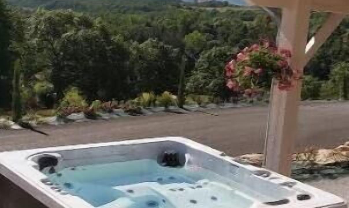 Photo of Outdoor in Bully