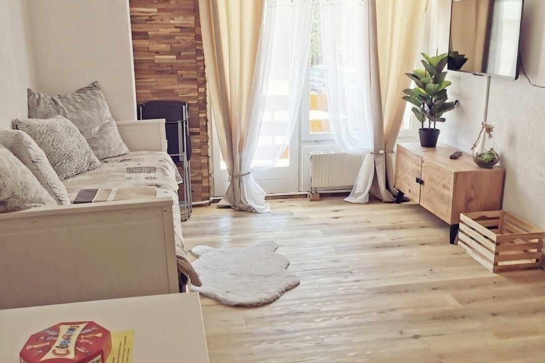 Photo of Bedroom in Lens