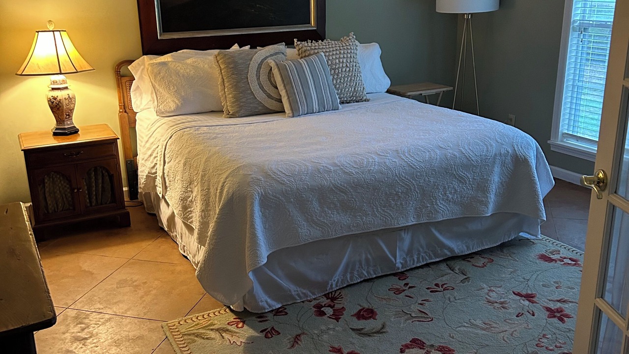 Photo of Bedroom in Clarksdale