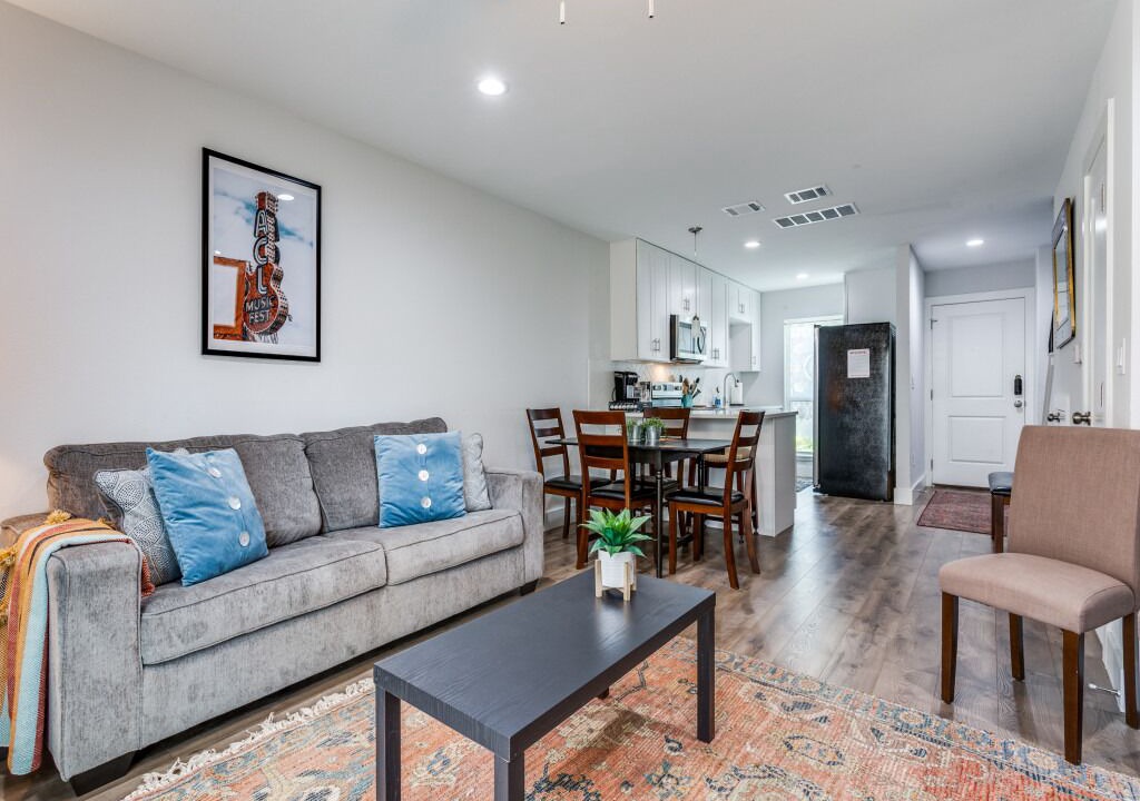 Photo of Livingroom in South Lamar