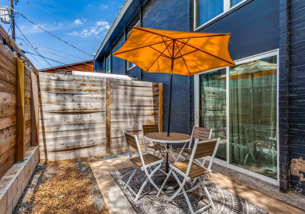 Photo of Outdoor in South Lamar