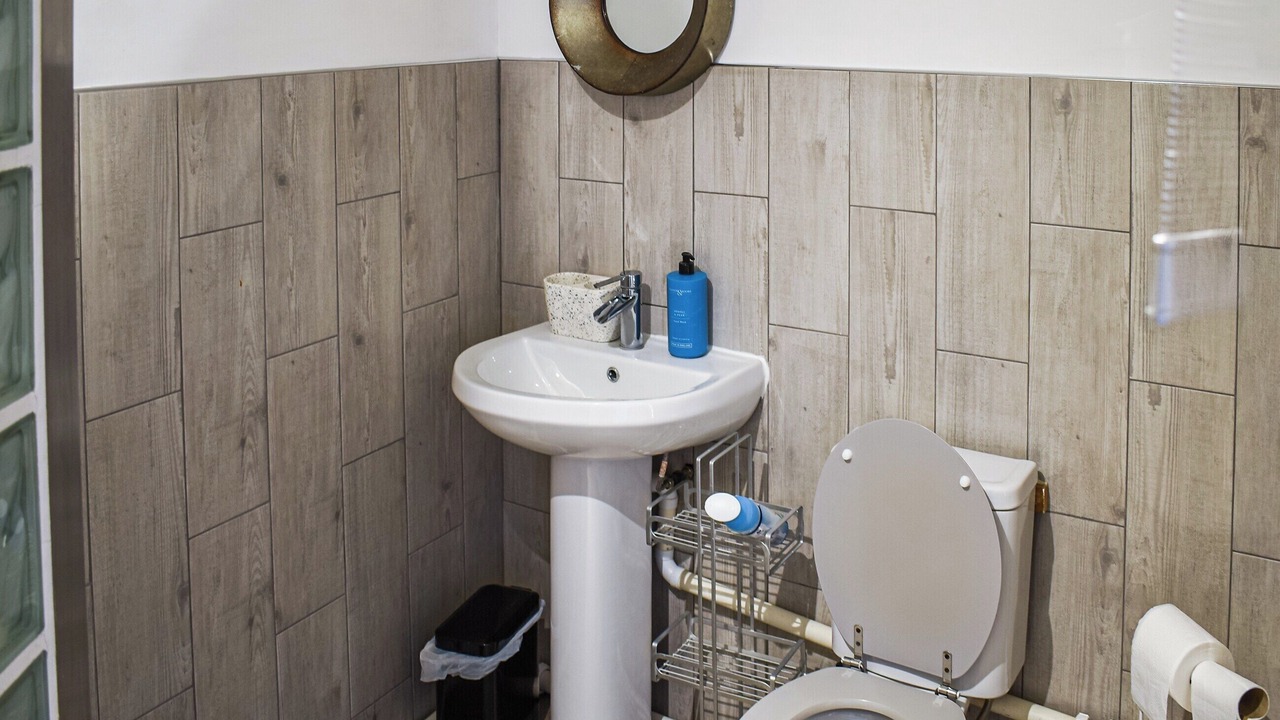 Photo of Bathroom in Bawdsey
