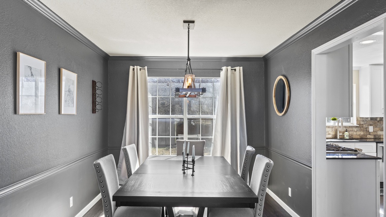 Photo of Livingroom in South Tulsa