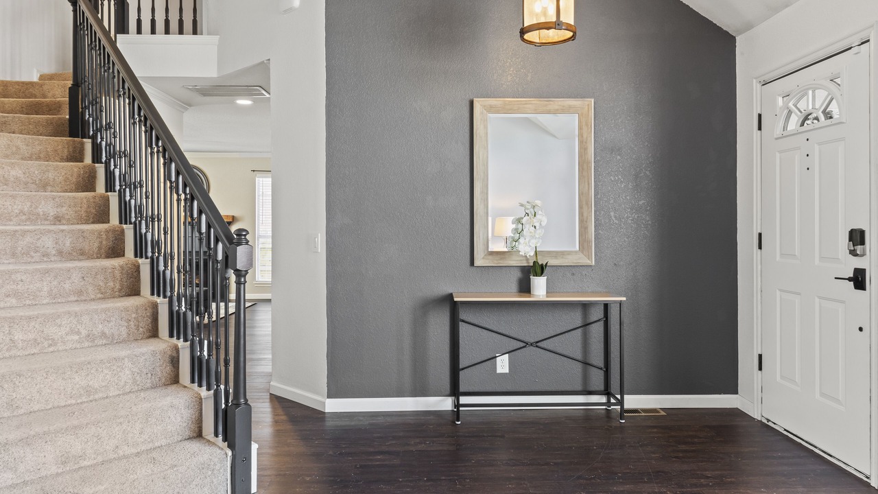 Photo of Livingroom in South Tulsa
