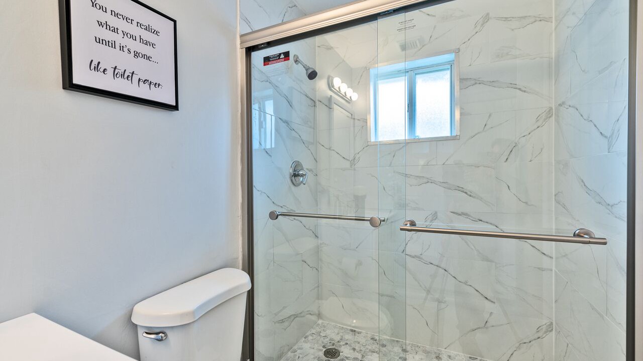 Photo of Bathroom in Miami Gardens