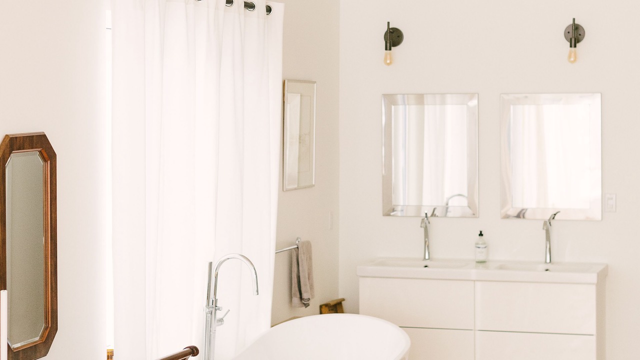 Photo of Bathroom in Wellington