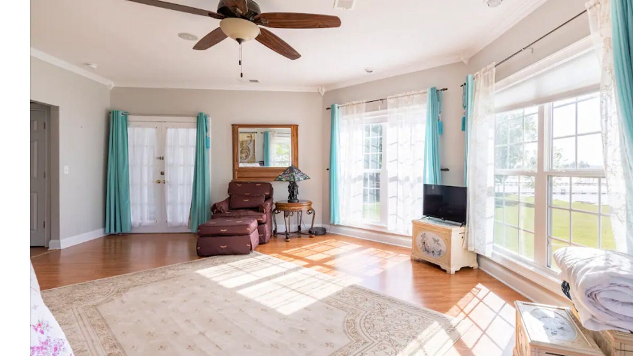 Photo of Bedroom in Guntersville