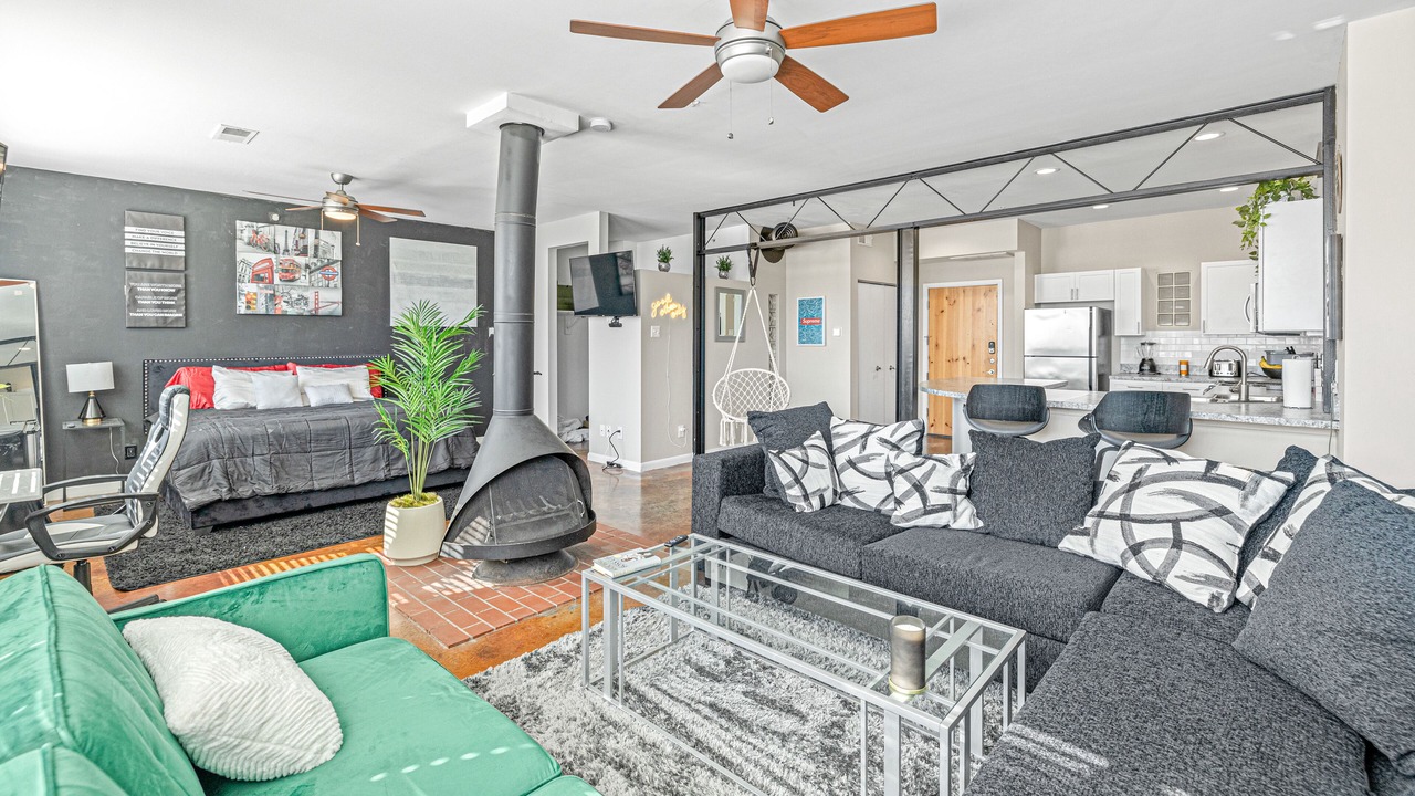 Photo of Bedroom in Uptown
