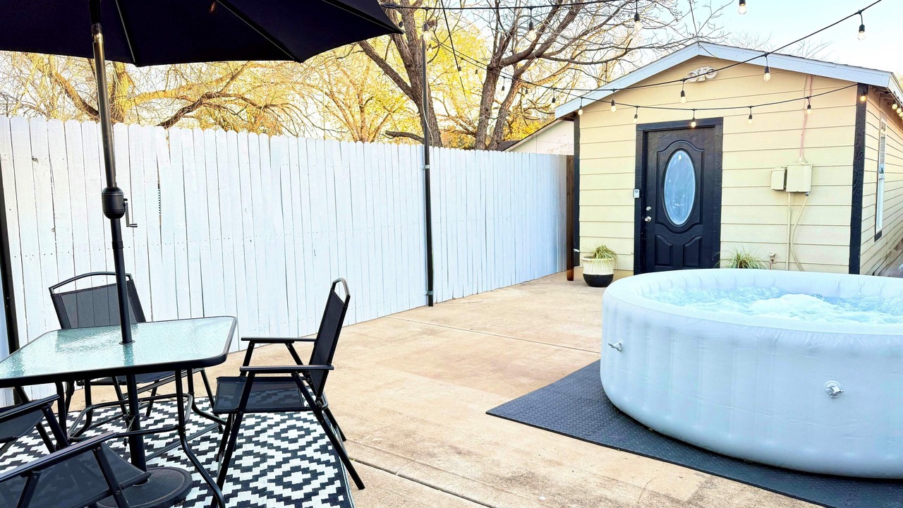 Photo of Patio Balcony in Heart of Lubbock