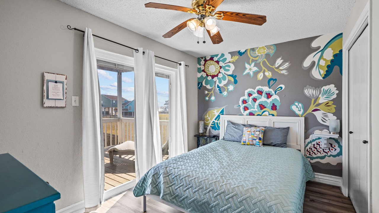 Photo of Bedroom in Galveston