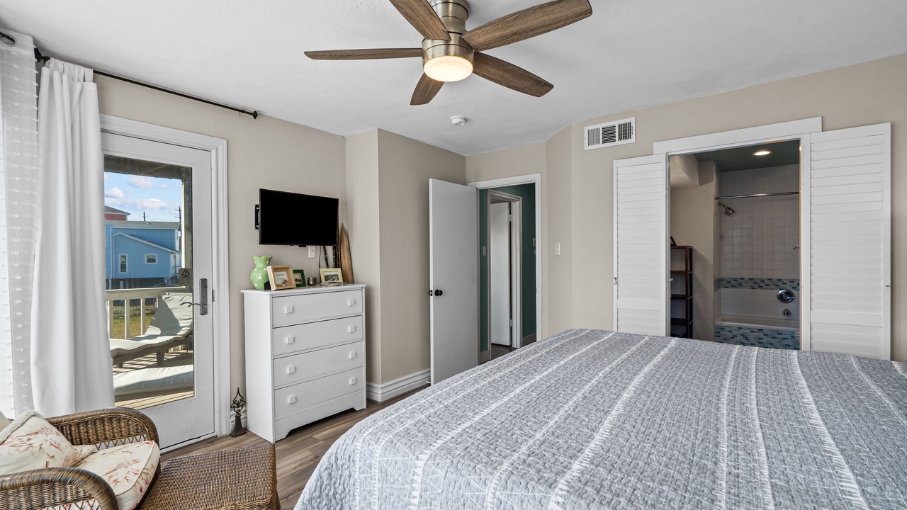 Photo of Bedroom in Galveston