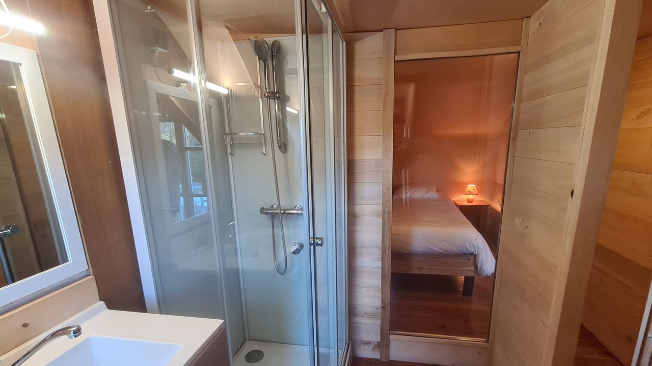 Photo of Bathroom in Plelauff