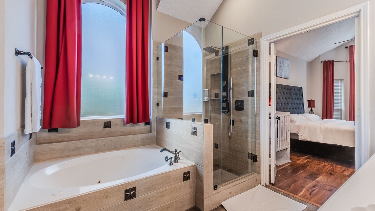 Photo of Bathroom in Allen