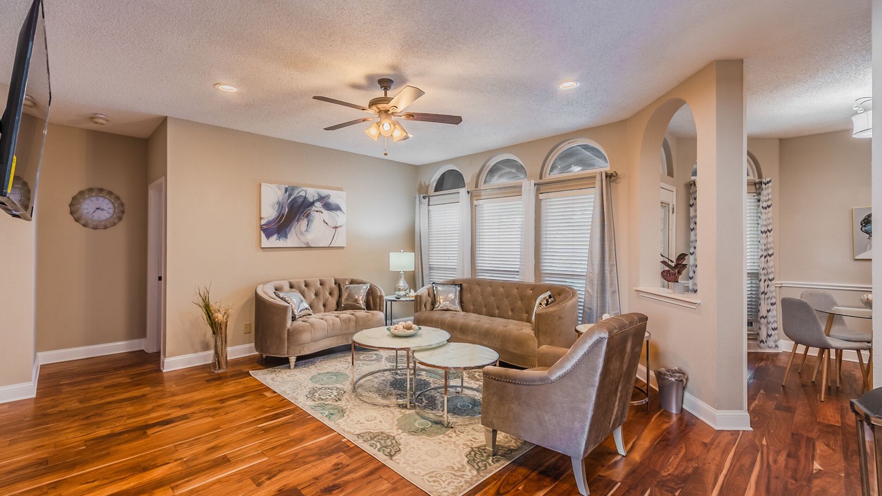 Photo of Livingroom in Allen