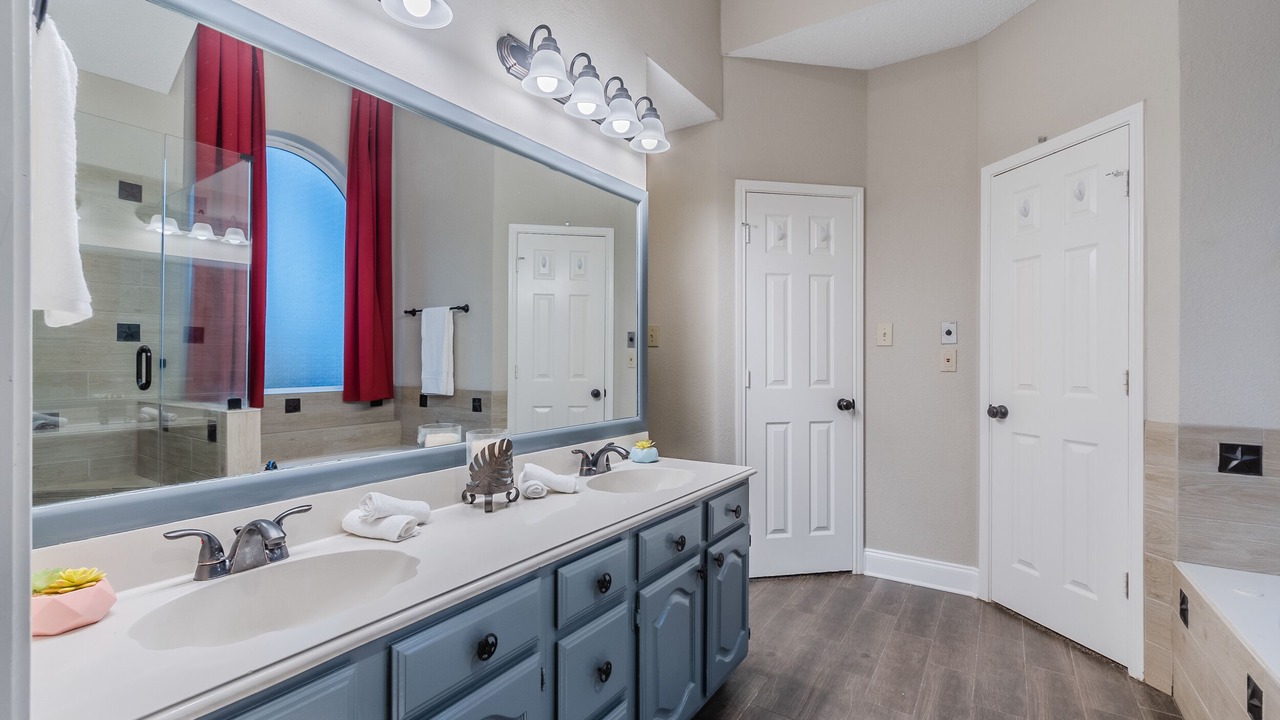 Photo of Bathroom in Allen