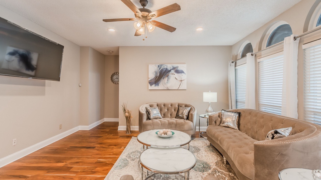 Photo of Livingroom in Allen