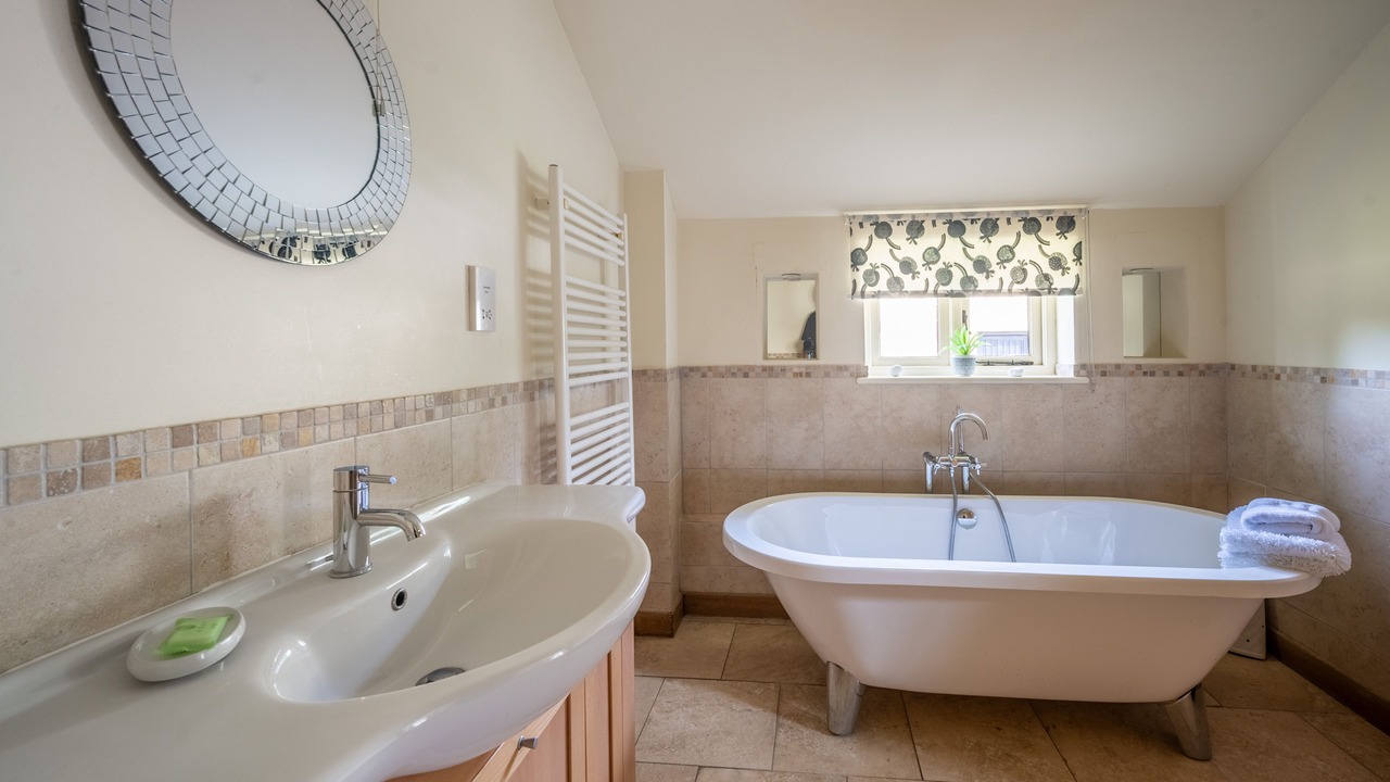 Photo of Bathroom in Saxmundham