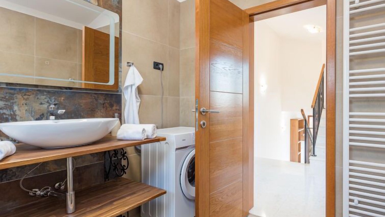 Photo of Bathroom in Radini