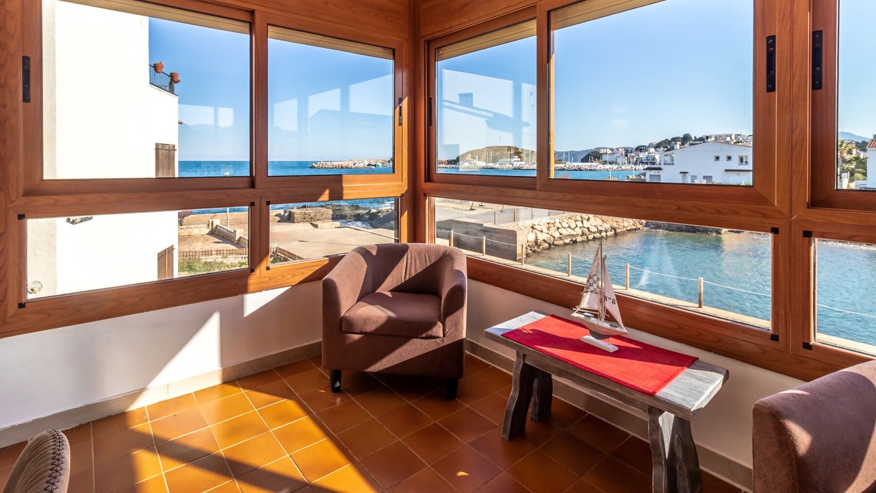 Photo of Livingroom in Llanca