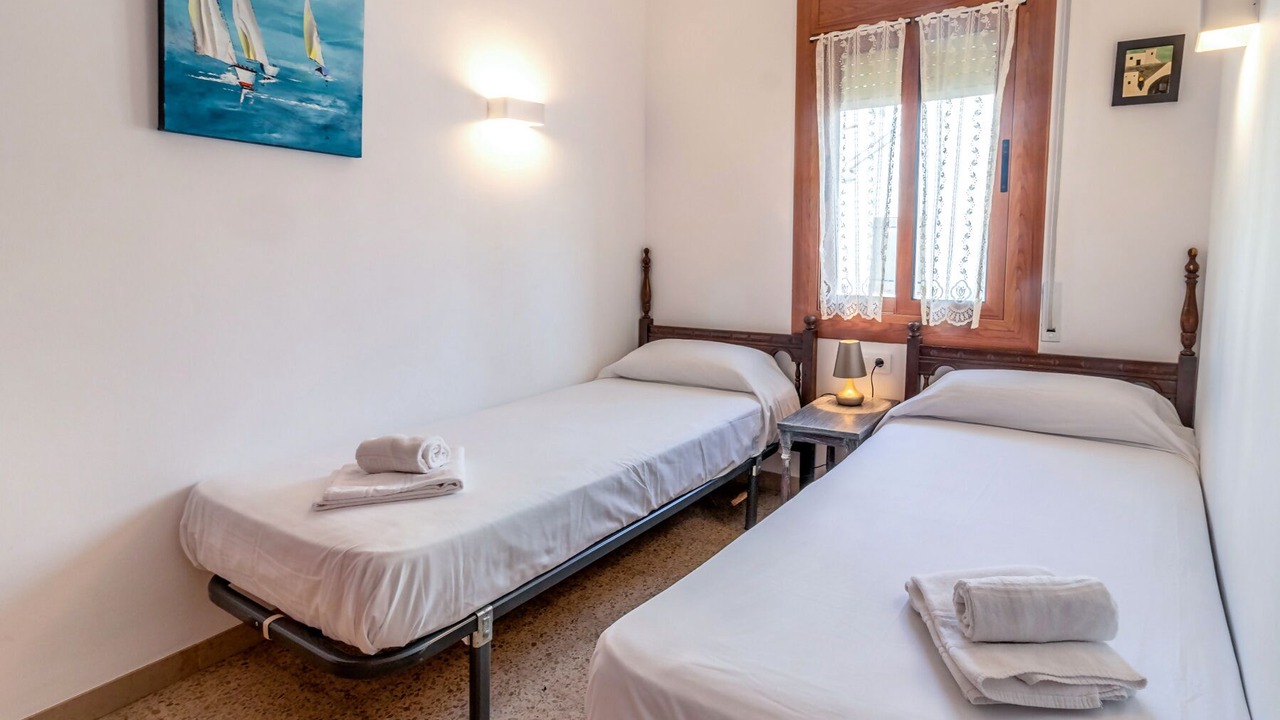 Photo of Bedroom in Llanca