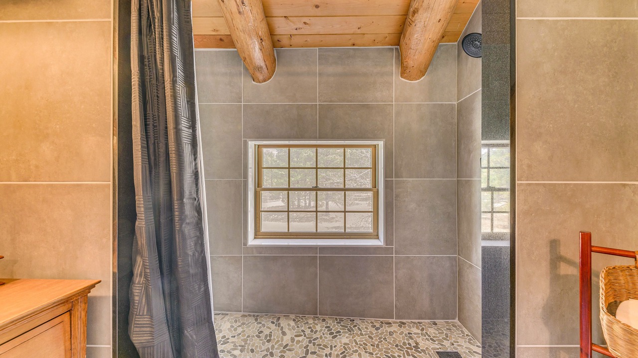 Photo of Bathroom in Alto