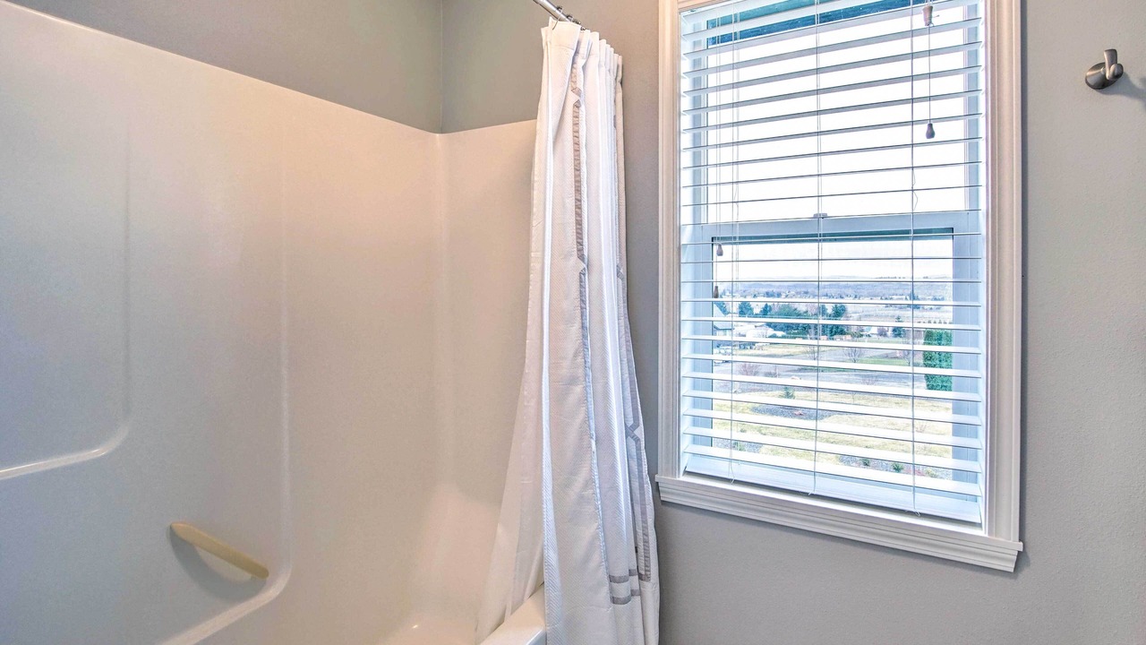 Photo of Bathroom in Gleed