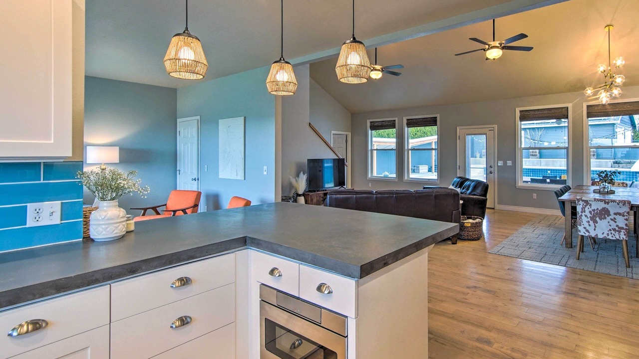 Photo of Others in Gleed