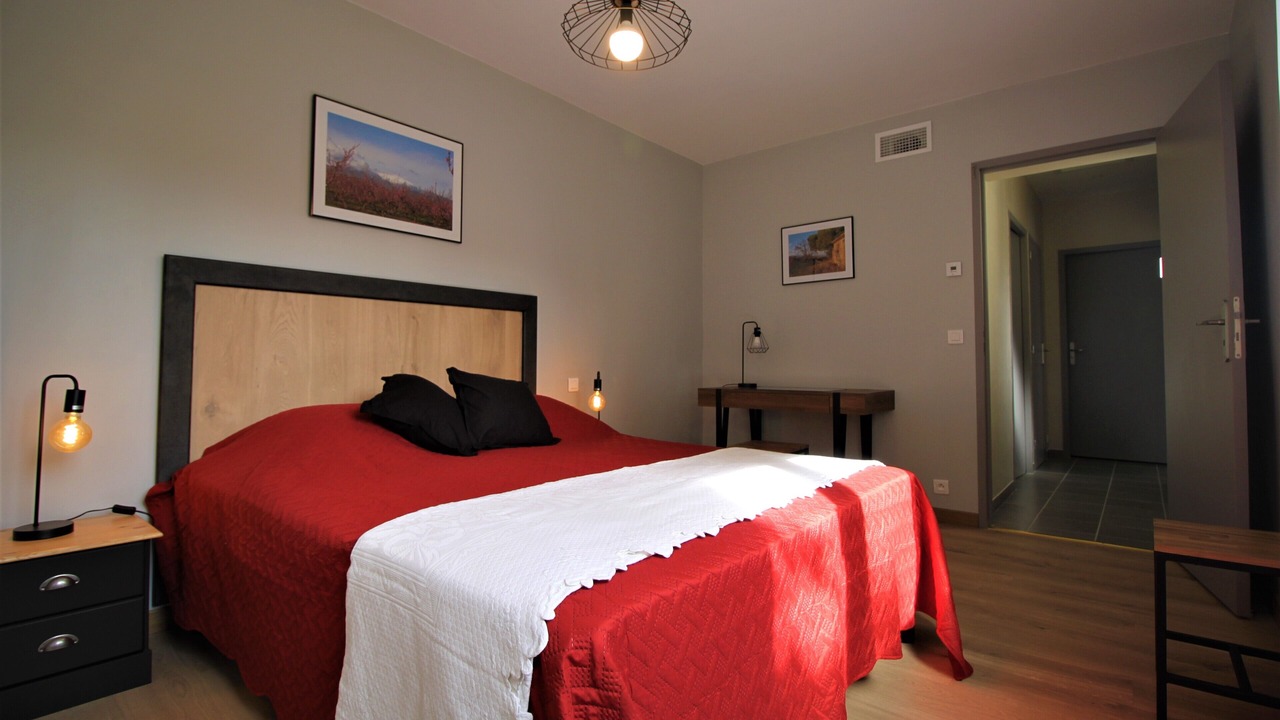 Photo of Bedroom in Llauro
