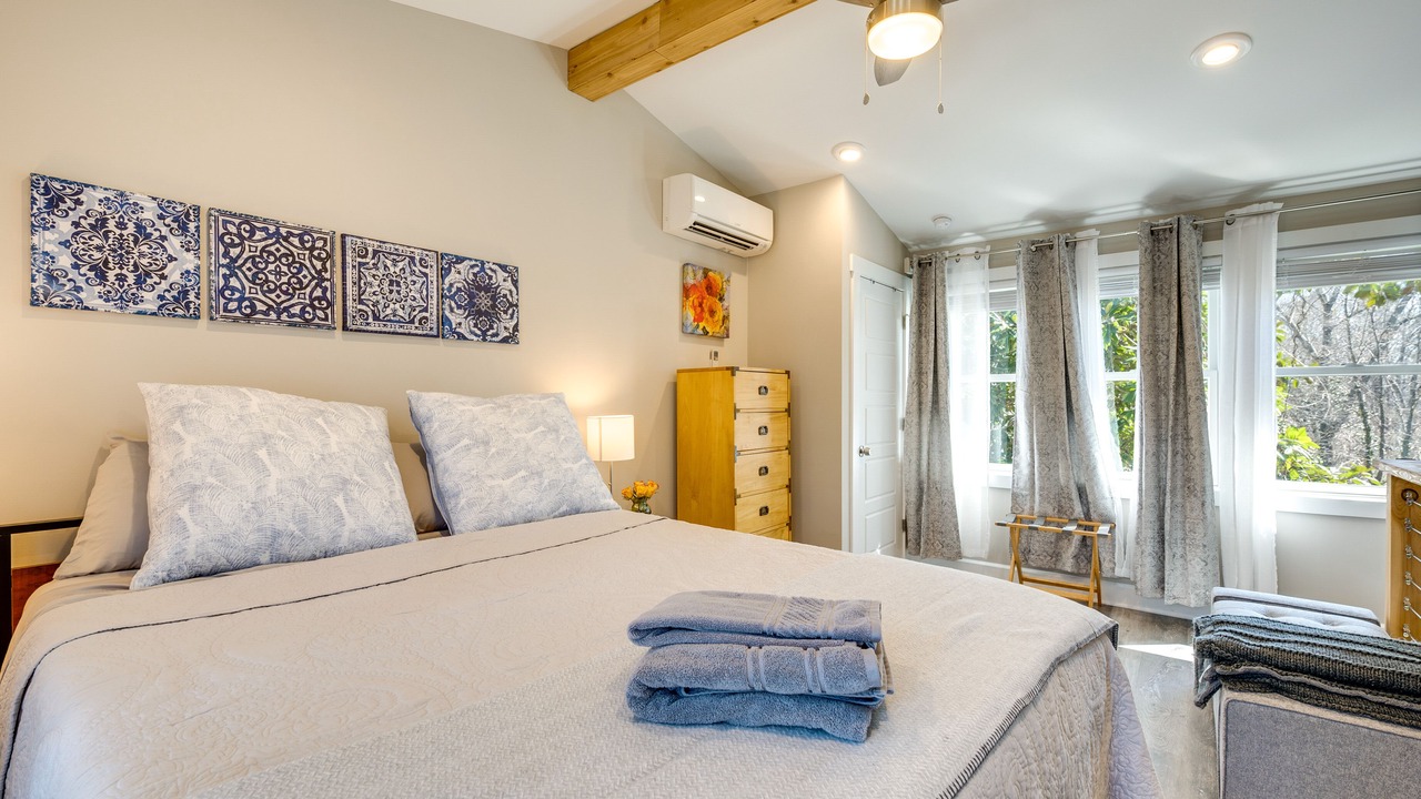 Photo of Bedroom in Atlanta