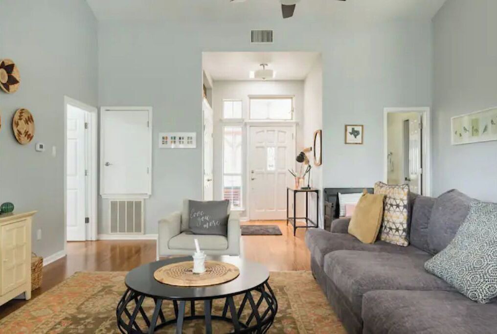Photo of Livingroom in Georgetown