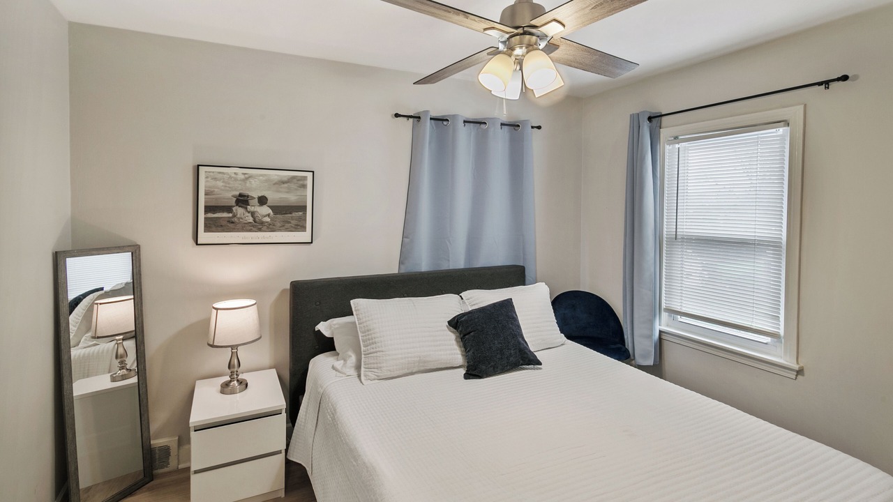 Photo of Bedroom in Libertyville
