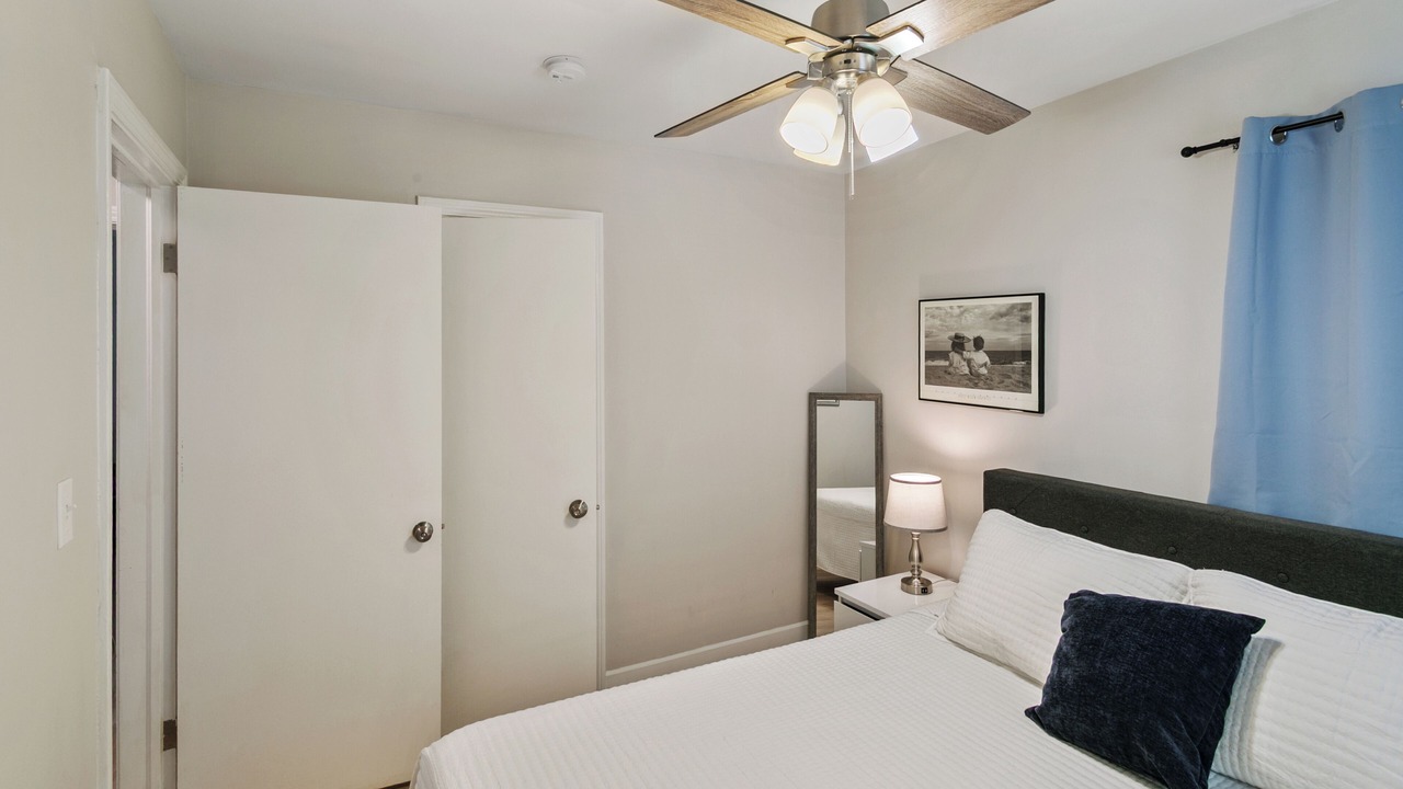 Photo of Bedroom in Libertyville