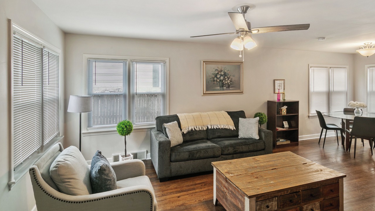 Photo of Livingroom in Libertyville