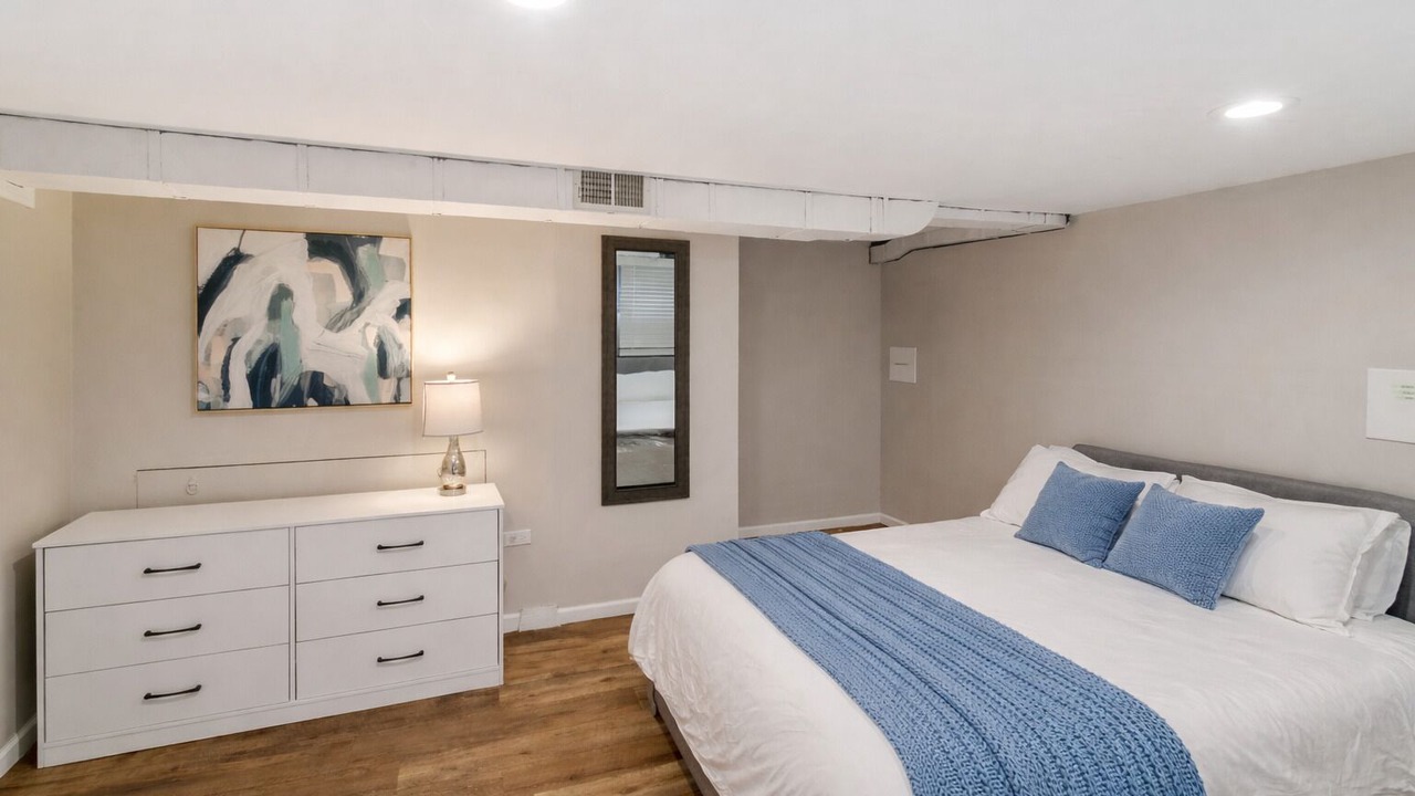 Photo of Bedroom in Libertyville